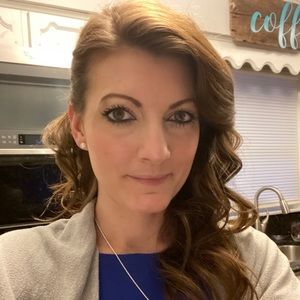 Meet your Posher, Sierra